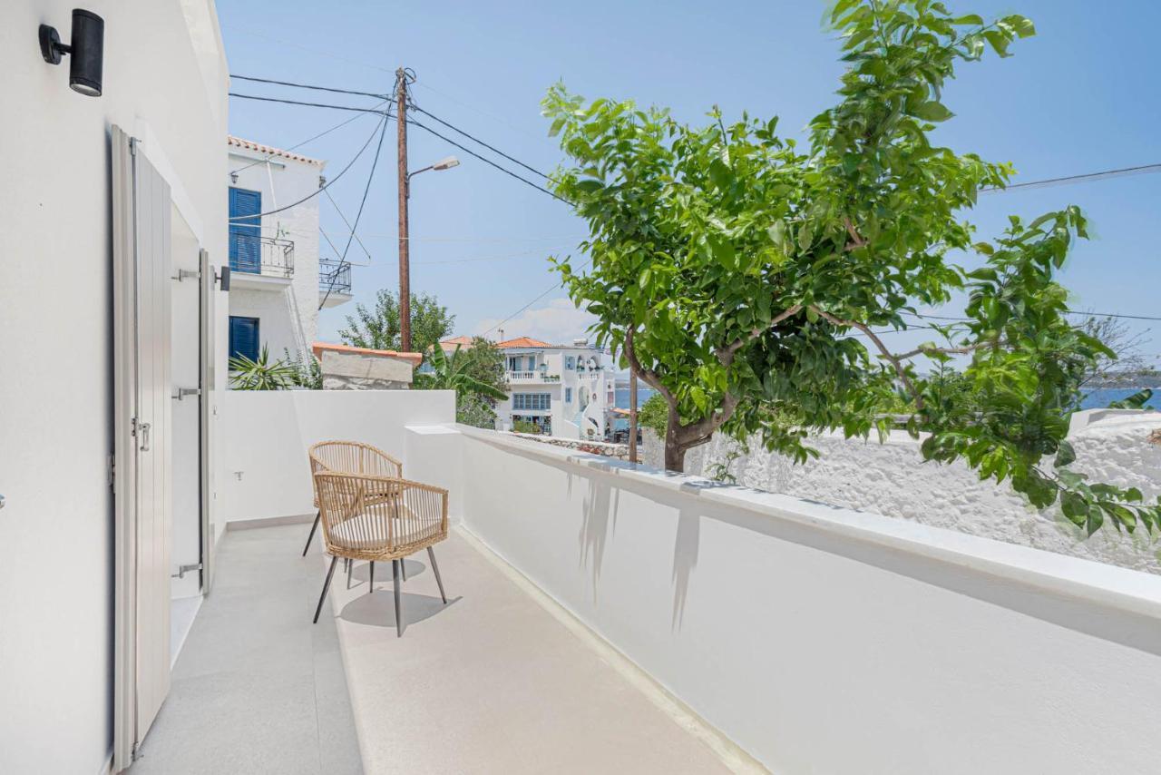 Pearl House - Luxurious New Beach Villa In Spetses Stunning View Ligoneri Екстериор снимка
